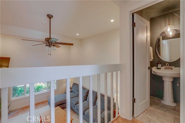 Detail Gallery Image 13 of 73 For 609 Meyer Ln #11,  Redondo Beach,  CA 90278 - 2 Beds | 1/1 Baths