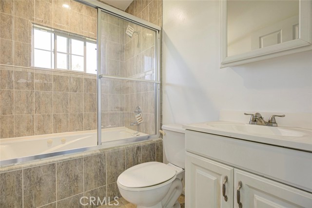 Detail Gallery Image 31 of 54 For 6648 Gaviota Ave, Lake Balboa,  CA 91406 - 4 Beds | 4 Baths