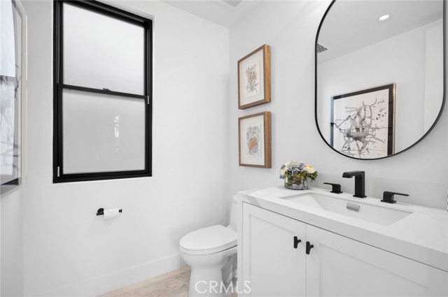 Detail Gallery Image 20 of 33 For 114 19th St, Newport Beach,  CA 92663 - – Beds | – Baths