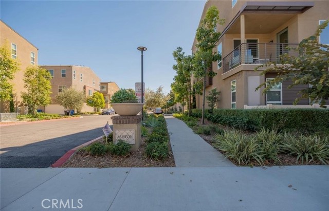 Detail Gallery Image 29 of 29 For 20625 Desert Ash, Winnetka,  CA 91306 - 4 Beds | 4 Baths