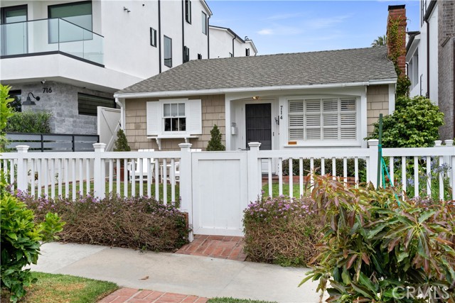 Detail Gallery Image 18 of 20 For 714 Heliotrope Ave, Corona Del Mar,  CA 92625 - 3 Beds | 2 Baths