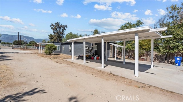 2337 Ogden Street, San Bernardino CA: https://media.crmls.org/medias/8fbdcad6-5ad5-4b23-80e6-00cfd18b5a68.jpg