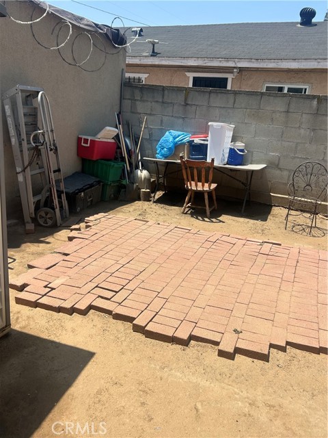 3878 E 1st Street, Los Angeles CA: https://media.crmls.org/medias/8fbdf5bd-7218-4014-9ba2-627f56be3ab2.jpg