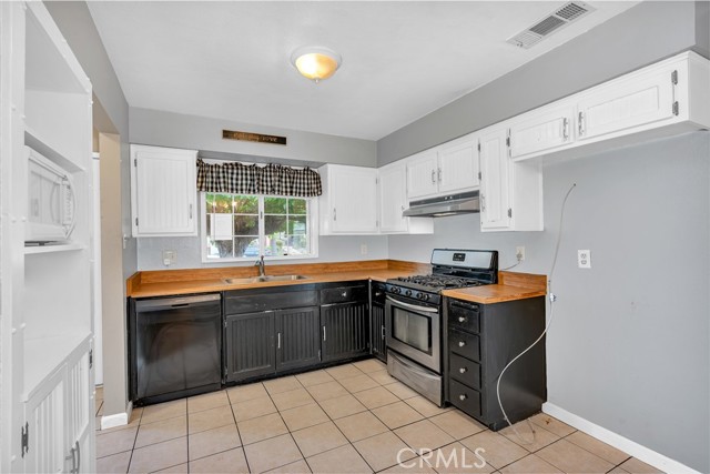 Detail Gallery Image 13 of 42 For 1435 Loughborough Dr, Merced,  CA 95348 - 3 Beds | 2 Baths