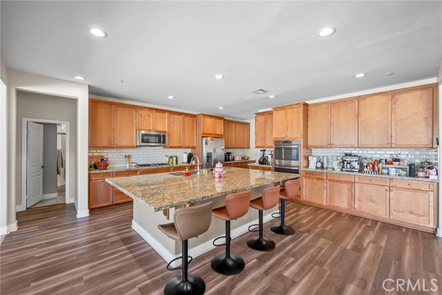 Detail Gallery Image 7 of 75 For 1673 Cirrus Way, Beaumont,  CA 92223 - 6 Beds | 4 Baths
