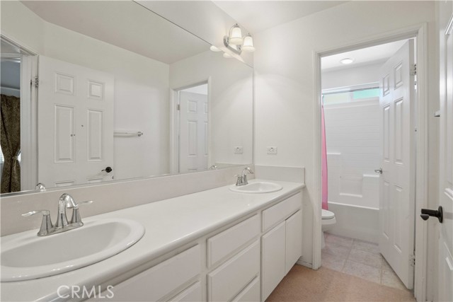 3223 W Avenue J7, Lancaster CA: https://media.crmls.org/medias/8fbe5ea1-c66e-440c-9c70-f887068ecc34.jpg
