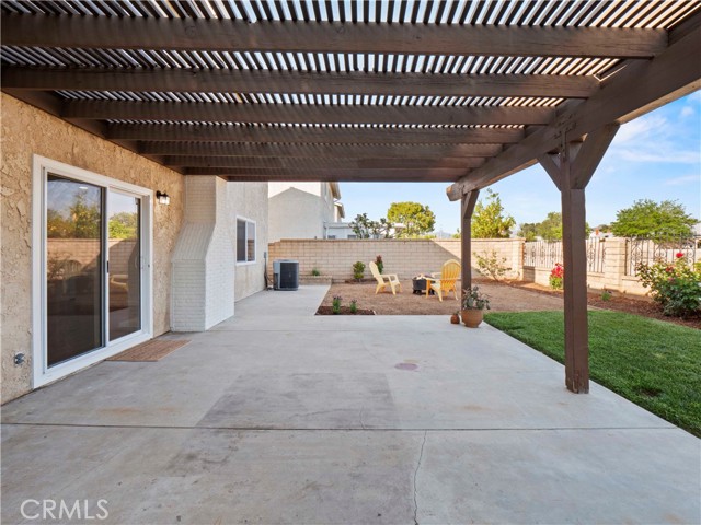 27572 Caraway Lane, Saugus CA: https://media.crmls.org/medias/8fbe6741-ac19-4595-9dcb-71468a4b07f6.jpg