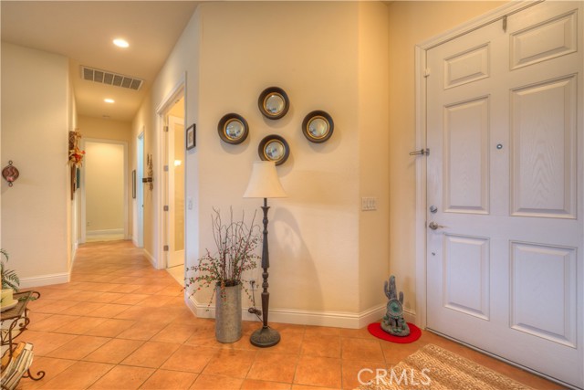 Detail Gallery Image 5 of 34 For 5208 Gold Spring Ct, Oroville,  CA 95966 - 3 Beds | 2 Baths