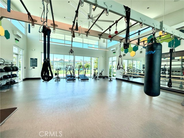 2454 Nova Way, Corona CA: https://media.crmls.org/medias/8fbeffe5-d813-404c-96a0-932fc2f63229.jpg