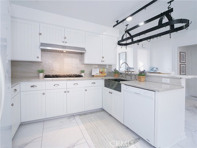 528 Via Almar, Palos Verdes Estates, California 90274, 4 Bedrooms Bedrooms, ,3 BathroomsBathrooms,Residential,Sold,Via Almar,PV22022011