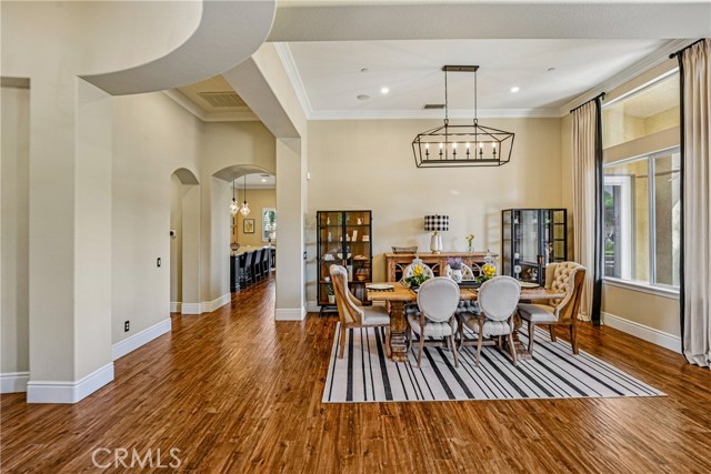 Detail Gallery Image 13 of 57 For 3931 Ashwood Circle, Corona,  CA 92881 - 4 Beds | 3/1 Baths