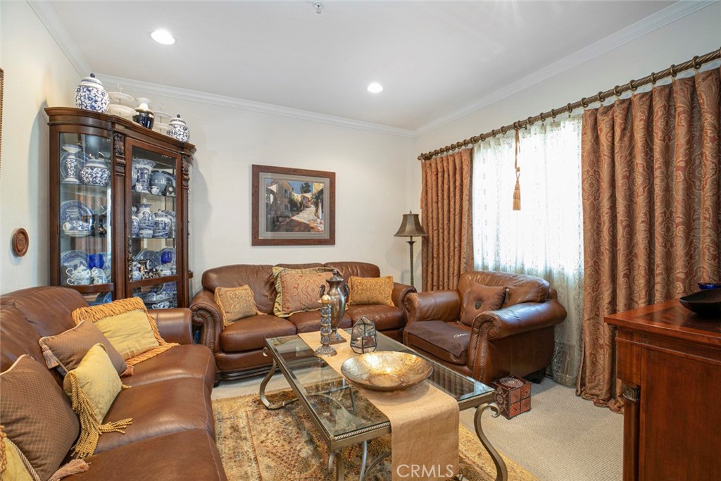 565 E San Jose Avenue 204, Burbank, CA 91501