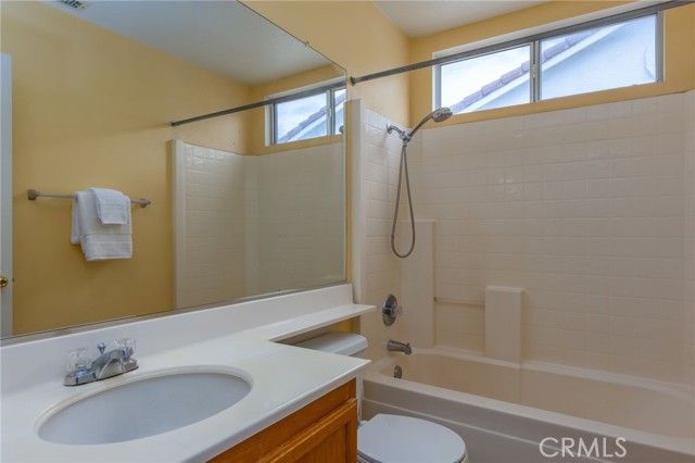 Detail Gallery Image 24 of 32 For 1654 Rush Haven Way, Simi Valley,  CA 93065 - 3 Beds | 2/1 Baths