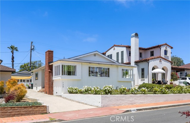 128 Esplanade, San Clemente CA: https://media.crmls.org/medias/8fbff5ff-5024-4912-bb88-536804424f75.jpg