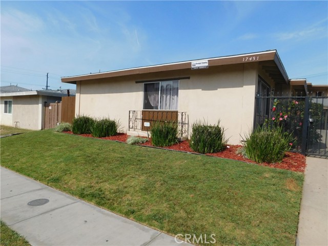 17431 Keelson Ln, Huntington Beach, CA 92647