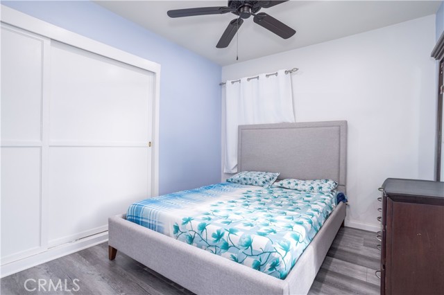 Detail Gallery Image 24 of 39 For 19127 Enadia, Reseda,  CA 91335 - 4 Beds | 2 Baths