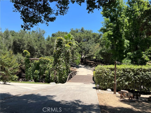 Image 15 of 23 For 23725 Carancho Rd