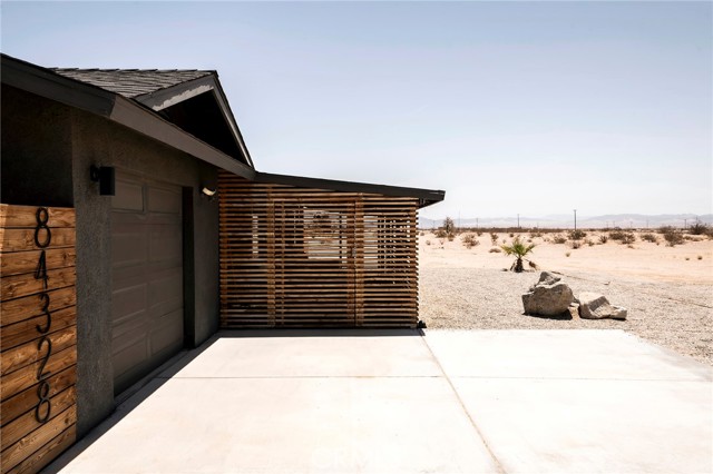 84328 Amboy Road, 29 Palms CA: https://media.crmls.org/medias/8fc0ed6d-b084-48b9-bb31-214d718edf5b.jpg