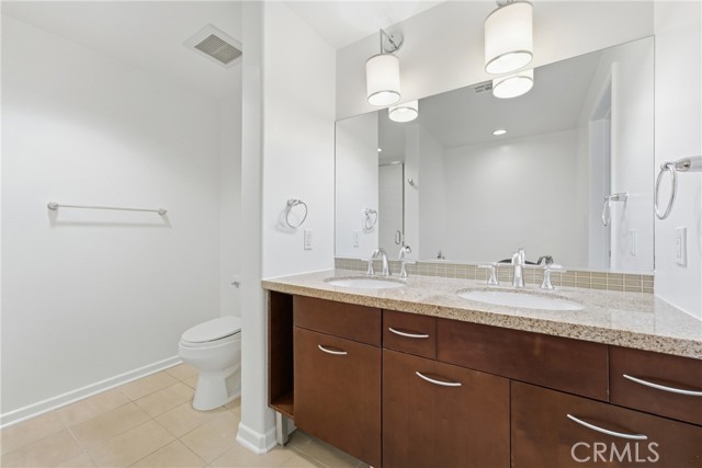250 North First Street, 329 photo 19