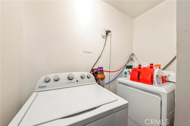 Detail Gallery Image 6 of 11 For 1524 Franklin Ave, Rosamond,  CA 93560 - 2 Beds | 1 Baths