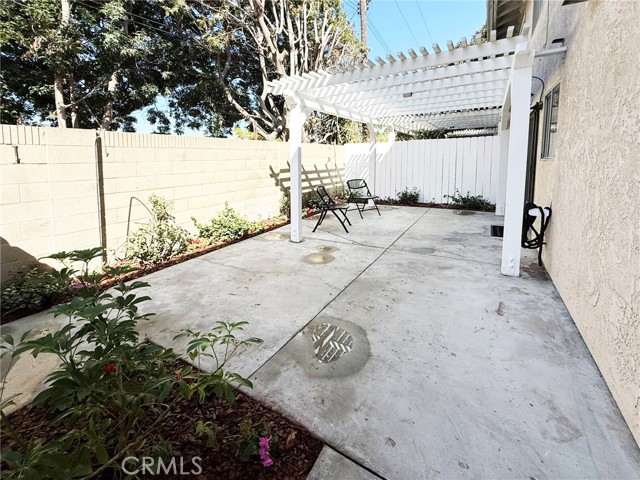 Detail Gallery Image 27 of 37 For 18301 Patterson Lane #3,  Huntington Beach,  CA 92646 - 2 Beds | 1/1 Baths