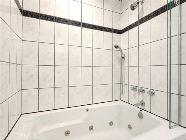 Detail Gallery Image 23 of 42 For 10201 Mason Ave #34,  Chatsworth,  CA 91311 - 2 Beds | 2/1 Baths