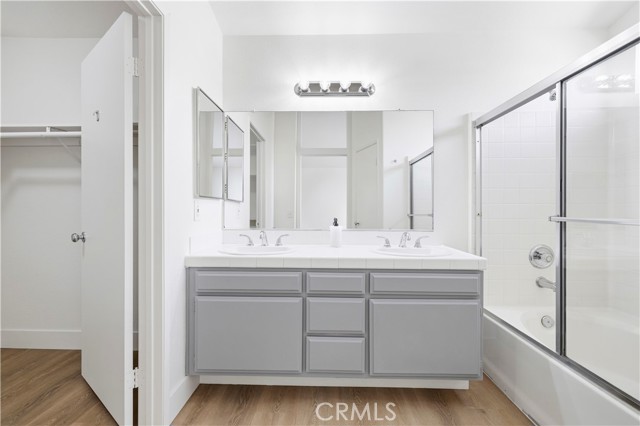 Detail Gallery Image 34 of 60 For 5319 Essex, Palmdale,  CA 93552 - 4 Beds | 3 Baths