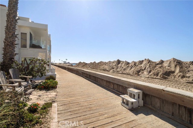 Detail Gallery Image 41 of 56 For 27 66th Pl, Long Beach,  CA 90803 - – Beds | – Baths