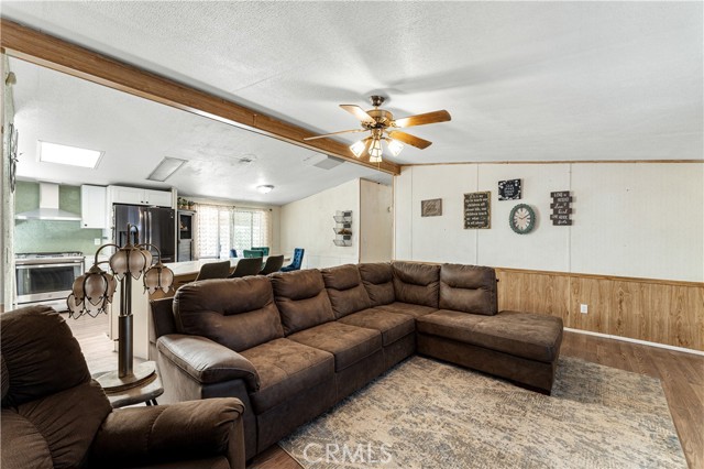 Detail Gallery Image 10 of 34 For 11231 Rochester Rd, Phelan,  CA 92371 - 4 Beds | 2 Baths
