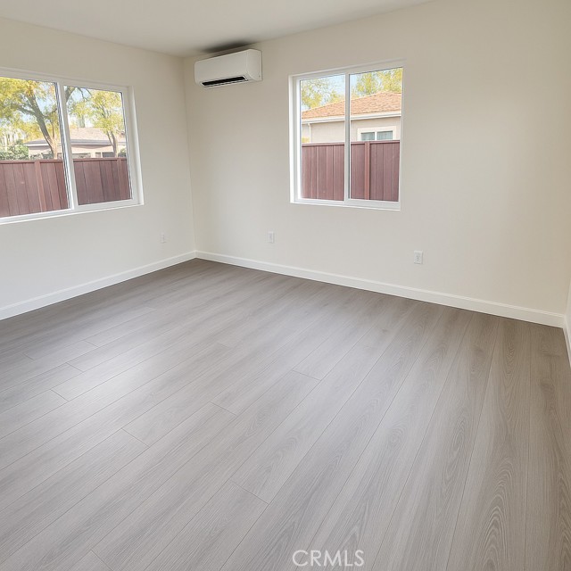 545 B S Grove Avenue, Anaheim CA: https://media.crmls.org/medias/8fc4c291-fa0a-4f03-bb47-f2e4610d28b2.jpg