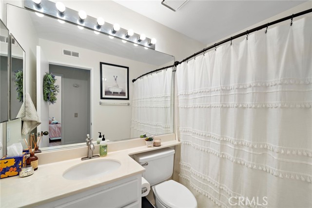 Detail Gallery Image 13 of 25 For 26469 Portola, Mission Viejo,  CA 92692 - 2 Beds | 2 Baths