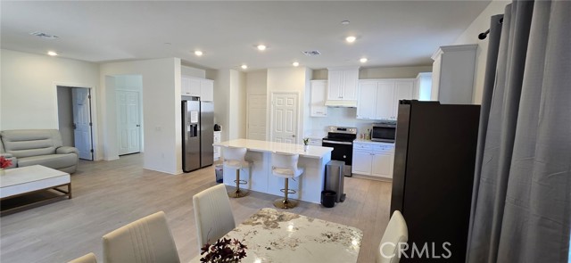 19427 Seeding Palace Circle, Riverside CA: https://media.crmls.org/medias/8fc7aa07-1e34-474d-ad69-7b5d4b17d0d3.jpg