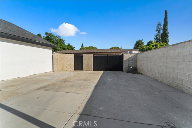 424 W Wilshire Avenue, Fullerton CA: https://media.crmls.org/medias/8fc7d8d1-6ebf-4eb1-8163-1d85f893e89e.jpg