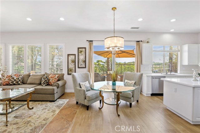 25561 Pacific Crest Drive Mission Viejo, California 25561 Pacific Crest Drive