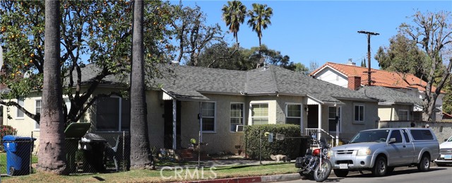 16805 Sherman Way, Lake Balboa, California 91406, ,Multi-Family,For Sale,Sherman Way,SR25041364