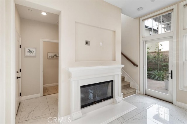 Detail Gallery Image 10 of 25 For 4671 Wellfleet Dr, Huntington Beach,  CA 92649 - 3 Beds | 2/1 Baths