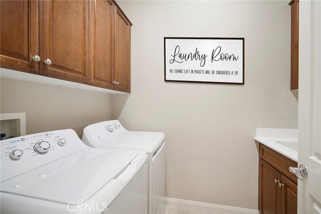 Detail Gallery Image 8 of 18 For 19467 Maple Creek Rd, Apple Valley,  CA 92308 - 2 Beds | 2 Baths