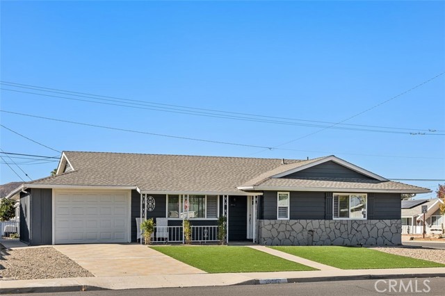 Detail Gallery Image 1 of 1 For 28567 Pebble Beach Dr, Menifee,  CA 92586 - 3 Beds | 2 Baths
