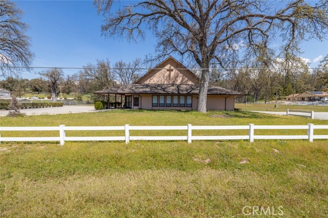 Detail Gallery Image 63 of 74 For 50089 Road 427, Oakhurst,  CA 93644 - 3 Beds | 2 Baths