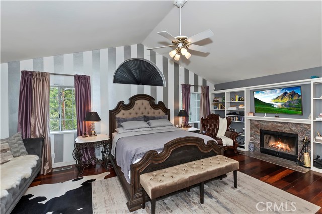 26746 Oakmont Drive, Lake Arrowhead CA: https://media.crmls.org/medias/8fcba4ce-44cc-417c-8343-ac8459a71282.jpg