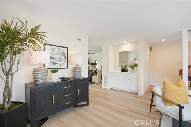 Detail Gallery Image 10 of 37 For 3618 W Estates a,  Rolling Hills Estates,  CA 90274 - 3 Beds | 2/1 Baths