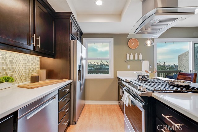 609 Meyer Lane, Redondo Beach, California 90278, 2 Bedrooms Bedrooms, ,1 BathroomBathrooms,Residential,Sold,Meyer,SB21203069