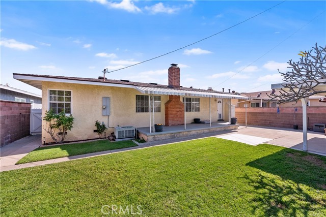 Detail Gallery Image 35 of 42 For 2137 Ostrom, Long Beach,  CA 90815 - 3 Beds | 2 Baths