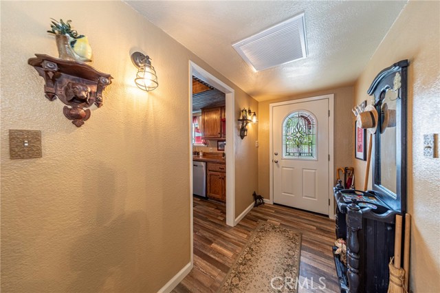 Detail Gallery Image 21 of 57 For 43071 Country Club Dr, Oakhurst,  CA 93644 - 4 Beds | 2/1 Baths