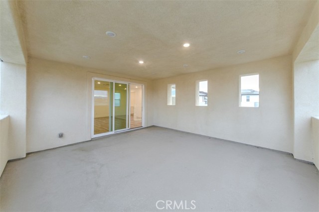 Detail Gallery Image 39 of 56 For 27503 Golden Currant, Valencia,  CA 91381 - 5 Beds | 4/1 Baths