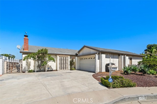 Detail Gallery Image 3 of 55 For 431 Calle Familia, San Clemente,  CA 92672 - 4 Beds | 2 Baths