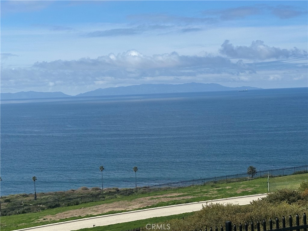 MLS #SB25072461 img 3