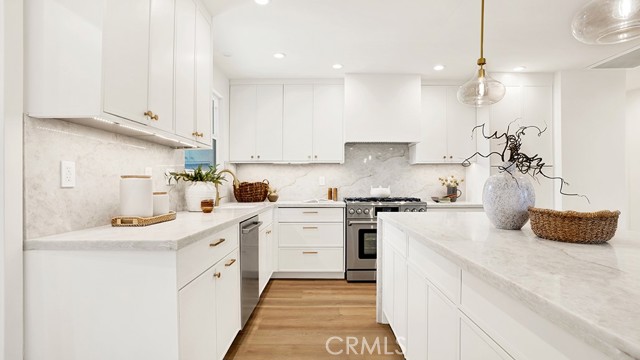 Detail Gallery Image 17 of 42 For 2735 Monogram, Long Beach,  CA 90815 - 5 Beds | 3 Baths