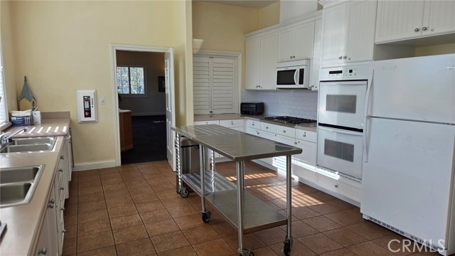 Detail Gallery Image 22 of 24 For 8745 Celebration St, Chino,  CA 91708 - 3 Beds | 2/1 Baths