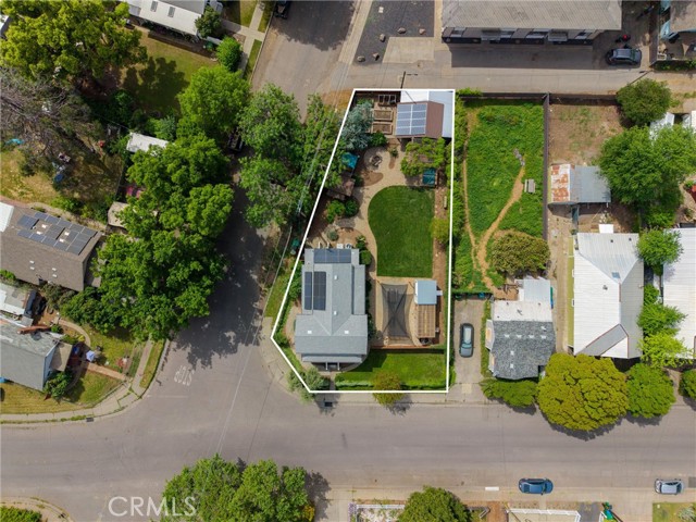 Detail Gallery Image 6 of 49 For 1764 Elm St, Chico,  CA 95928 - 2 Beds | 2 Baths